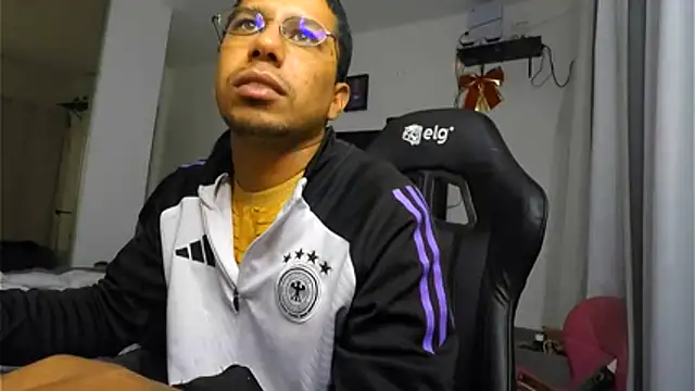 Daianehotangel1 online show from 07/10/26, 11:16