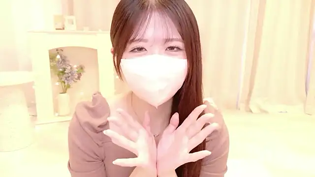 Snapshot of Yuinyaaa chatting on 06/17/26, 07:30 Yuinyaaa online show from 06/17/26, 07:30