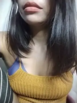 Snapshot of Blushmuse23 chatting on 07/17/26, 01:30 Blushmuse23 online show from 07/17/26, 01:30