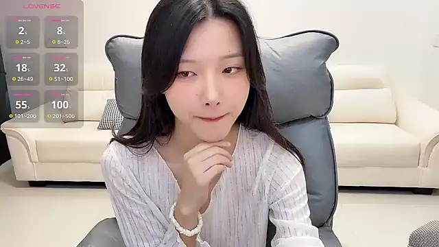 Snapshot of jiajia_girl chatting on 06/30/26, 01:55 jiajia girl online show from 06/30/26, 01:55