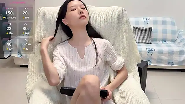 Snapshot of jiajia_girl chatting on 07/04/26, 02:10 jiajia girl online show from 07/04/26, 02:10