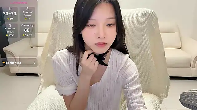 Snapshot of jiajia_girl chatting on 06/28/26, 01:39 jiajia girl online show from 06/28/26, 01:39