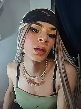 Snapshot of Alaysha_Taylor chatting on 05/25/26, 02:55 Alaysha Taylor online show from 05/25/26, 02:55
