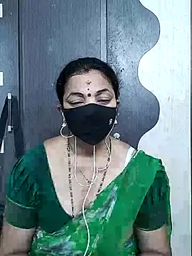 Snapshot of Leela_555 chatting on 06/03/26, 03:29 Leela 555 online show from 06/03/26, 03:29