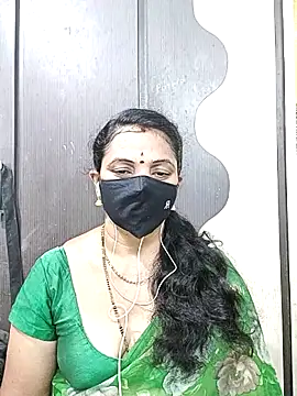 Leela 555 online show from 05/28/26, 01:39