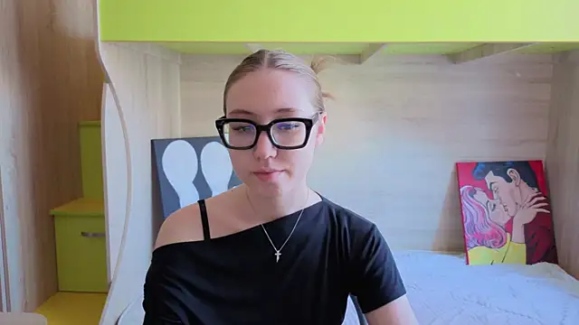 Snapshot of _kitti_meow_ chatting on 06/05/26, 06:40 kitti meow online show from 06/05/26, 06:40