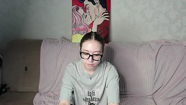 Snapshot of _kitti_meow_ chatting on 06/24/26, 06:34 kitti meow online show from 06/24/26, 06:34