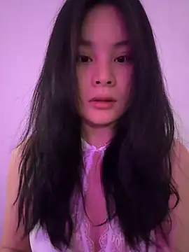 Snapshot of enen-123 chatting on 06/16/26, 02:44 enen-123 online show from 06/16/26, 02:44