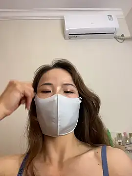 kiss loo online show from 05/23/26, 11:48