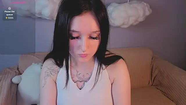 Snapshot of Emma-Blissa chatting on 06/12/26, 01:14 Emma-Blissa online show from 06/12/26, 01:14