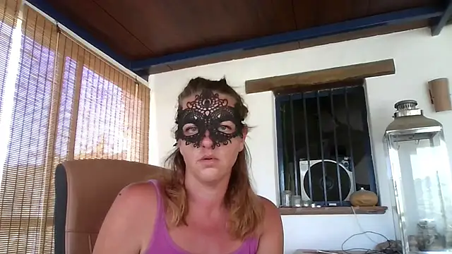 Sexy Nicolette Dutch online show from 05/22/26, 12:47