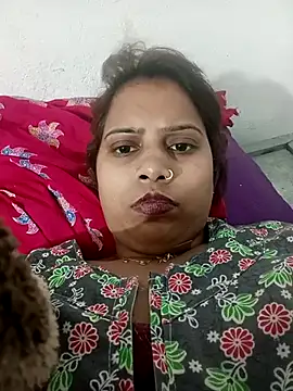 Pooja578 online show from 05/25/26, 07:34
