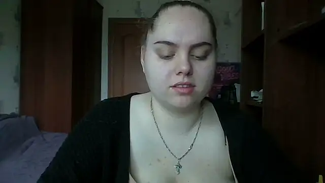 Snapshot of SoftHypnose chatting on 05/29/26, 06:30 SoftHypnose online show from 05/29/26, 06:30