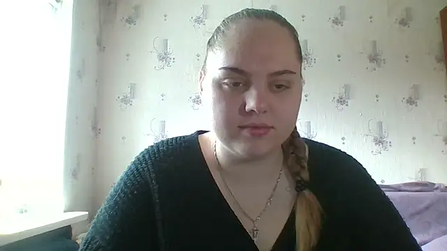 Snapshot of SoftHypnose chatting on 06/01/26, 06:24 SoftHypnose online show from 06/01/26, 06:24