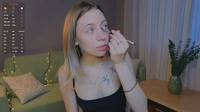BlondeKelly online show from 06/14/26, 05:14