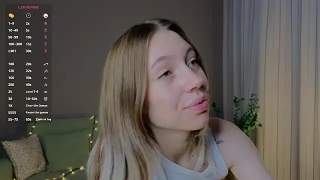 BlondeKelly online show from 06/30/26, 07:25