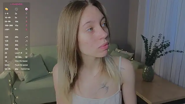 BlondeKelly online show from 07/11/26, 05:02