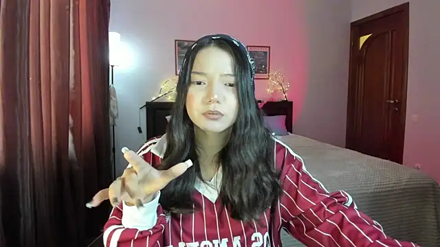 milana marttt online show from 07/12/26, 12:50