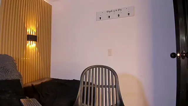 kitty  bunny online show from 05/24/26, 11:32