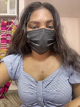 Flirty Apsara online show from 05/26/26, 07:12