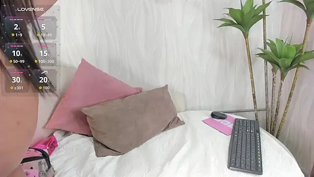 natalie fox   online show from 07/03/26, 11:39