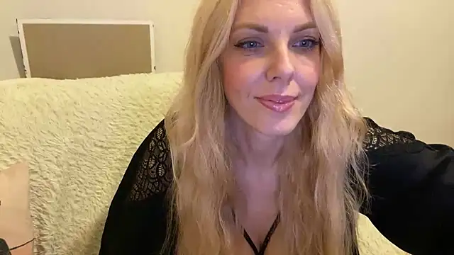 Snapshot of Allmaybe chatting on 06/04/26, 06:34 Allmaybe online show from 06/04/26, 06:34