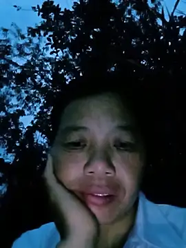Snapshot of Elfledaa chatting on 06/04/26, 10:03 Elfledaa online show from 06/04/26, 10:03