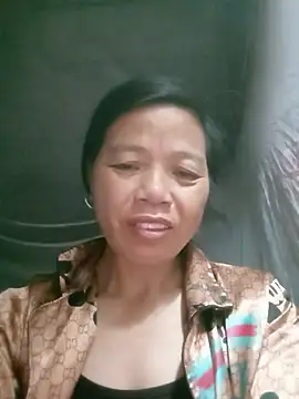 Snapshot of Elfledaa chatting on 06/24/26, 10:18 Elfledaa online show from 06/24/26, 10:18