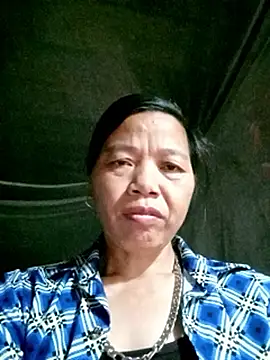 Snapshot of Elfledaa chatting on 06/18/26, 09:31 Elfledaa online show from 06/18/26, 09:31
