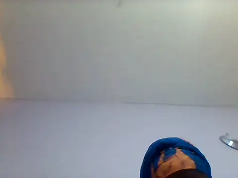 Snapshot of hornygal_005 chatting on 07/21/26, 10:27 hornygal 005 online show from 07/21/26, 10:27