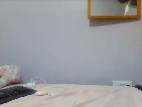 Snapshot of hornygal_005 chatting on 05/26/26, 08:29 hornygal 005 online show from 05/26/26, 08:29