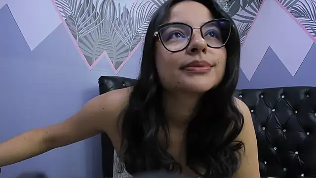 Snapshot of AuroraGreyy chatting on 07/03/26, 11:39 AuroraGreyy online show from 07/03/26, 11:39