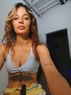 karenarango online show from 07/04/26, 10:10