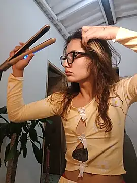 karenarango online show from 06/11/26, 09:39