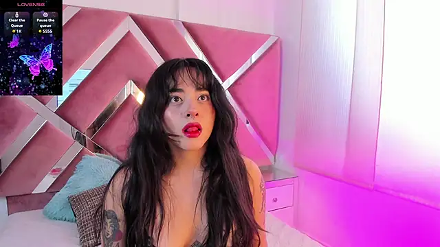 Elena Tylor online show from 06/20/26, 01:38