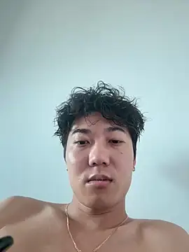YourBadboy718 online show from 05/25/26, 08:24