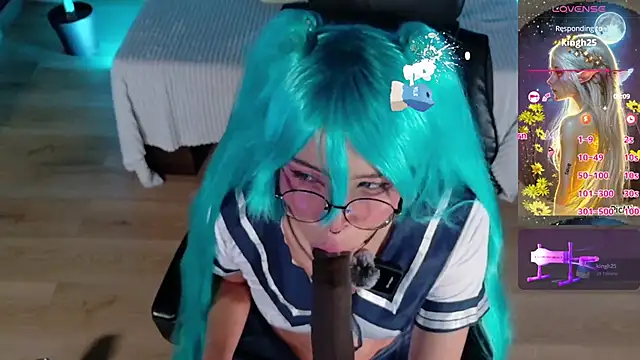 Snapshot of emmanakamura chatting on 05/29/26, 10:32 emmanakamura online show from 05/29/26, 10:32