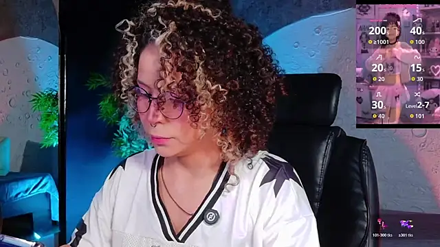 emmanakamura online show from 06/27/26, 10:10