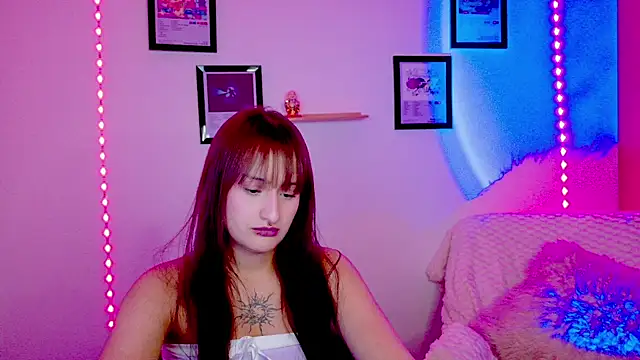 Snapshot of Natha_Ramirez chatting on 06/18/26, 01:37 Natha Ramirez online show from 06/18/26, 01:37