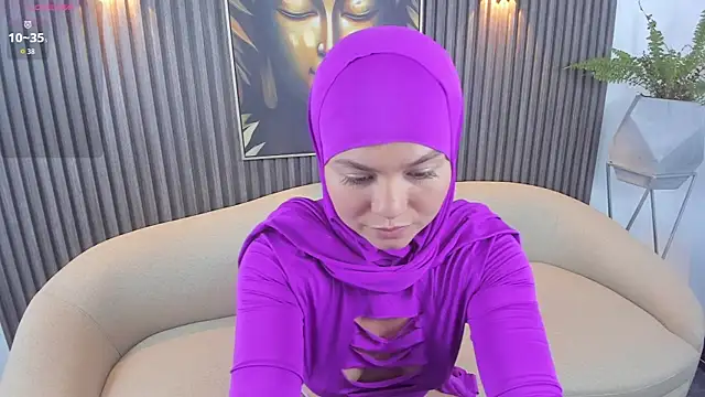 dalilaa   online show from 05/26/26, 04:16