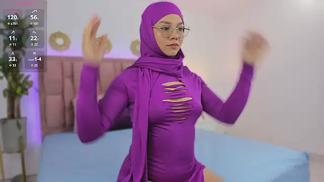 dalilaa   online show from 05/27/26, 04:14