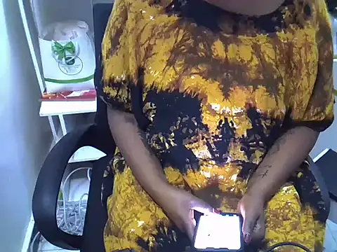 Snapshot of Tooprettygurl chatting on 07/12/26, 06:53 Tooprettygurl online show from 07/12/26, 06:53
