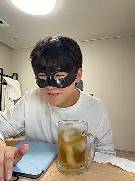 k-kinky online show from 06/15/26, 03:44