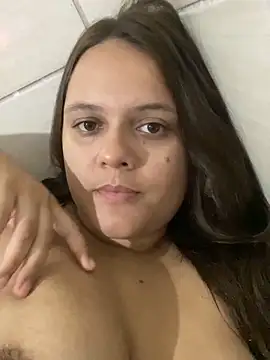 Snapshot of Laryssinha_69 chatting on 06/03/26, 01:50 Laryssinha 69 online show from 06/03/26, 01:50