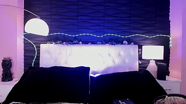 Snapshot of Natasha_Nassty chatting on 06/25/26, 08:47 Natasha Nassty online show from 06/25/26, 08:47