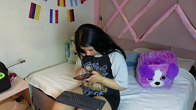Snapshot of miss_japan_ chatting on 07/13/26, 07:57 miss japan online show from 07/13/26, 07:57