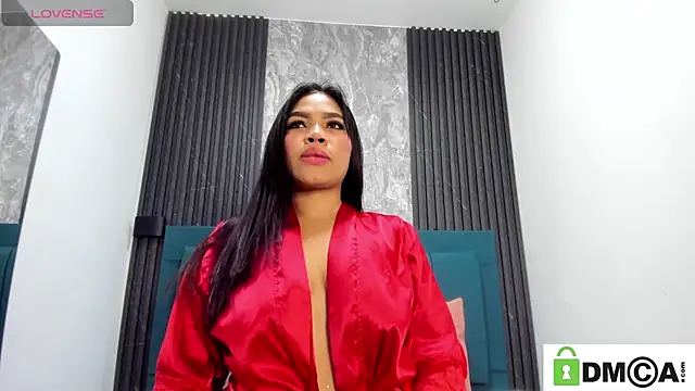 charlotte lux1 online show from 05/26/26, 11:41
