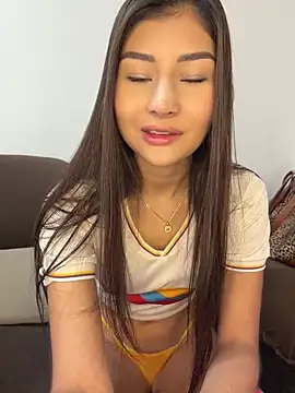 Snapshot of Aylin-fire chatting on 06/24/26, 06:50 Aylin-fire online show from 06/24/26, 06:50