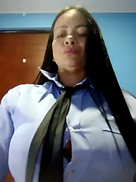 Snapshot of MONSERRAT_ETHAN chatting on 07/11/26, 03:07 MONSERRAT ETHAN online show from 07/11/26, 03:07