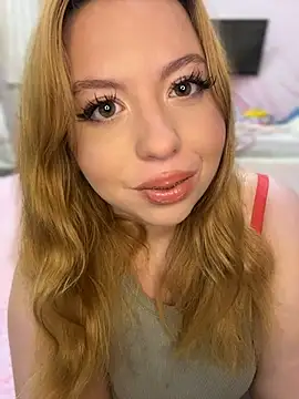 AnessaXroseX online show from 06/15/26, 11:37
